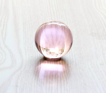 boule-de-cristal-rose