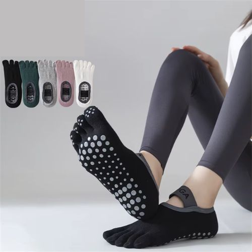 chaussette-yoga-a-5-orteils-ensemble
