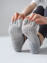 chaussette-yoga-a-5-orteils-grise