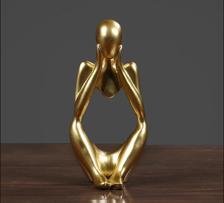 yoga-figurine-dorée